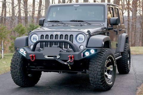 Přední ocelový pevnostní nárazník Jeep Wrangler JK 2007-2018