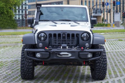 Přední ocelový pevnostní nárazník RUBICON Jeep Wrangler JK 2007-2018