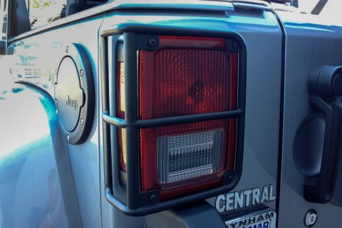 Ochranná mřížka zadních světel Jeep Wrangler JK 2007-2018