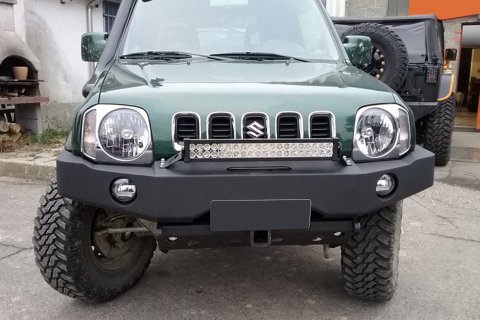 Ocelový, přední pevnostní nárazník s hákem pro Suzuki Jimny 1998-2018