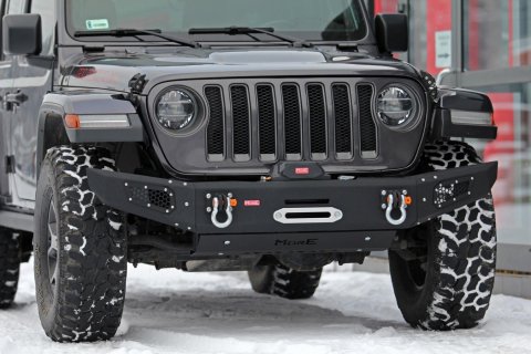 Ocelový přední nárazník Jeep Wrangler JL