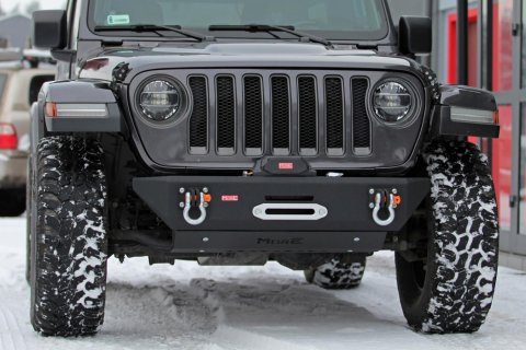 Ocelový přední nárazník Jeep Wrangler JL - krátký