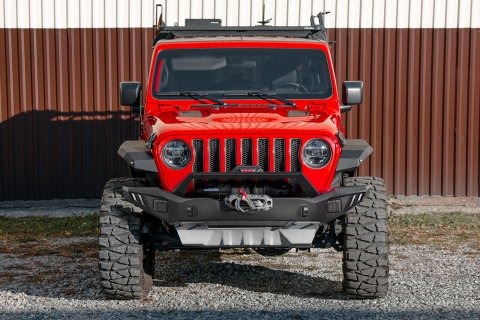 JEEP WRANGLER JL 2018+ OCELOVÝ PŘEDNÍ NÁRAZNÍK S LED LAMPY