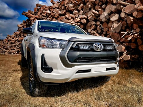 Sada LAZER pro Toyota Hilux Invincible Triple-R 750 ELITE